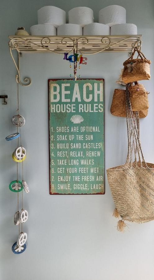 Raglan West Retro Beach Vibe Accommodation المظهر الخارجي الصورة